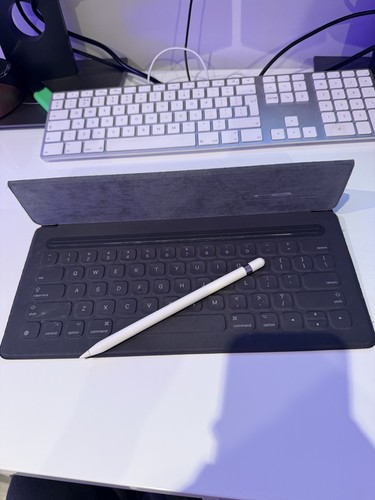 Apple pencil - apple,